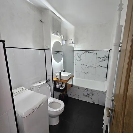 Urban Chic House Selfcheckin Craiova