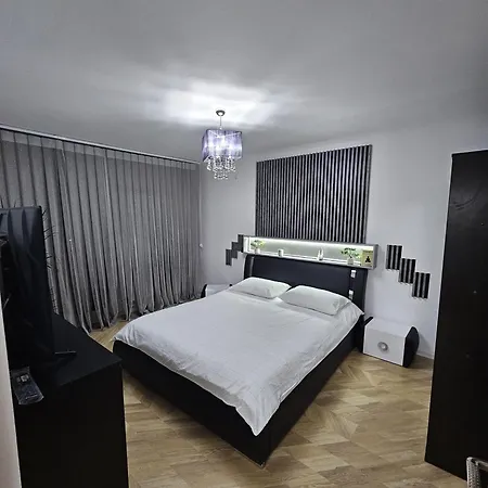 Urban Chic House Selfcheckin Craiova